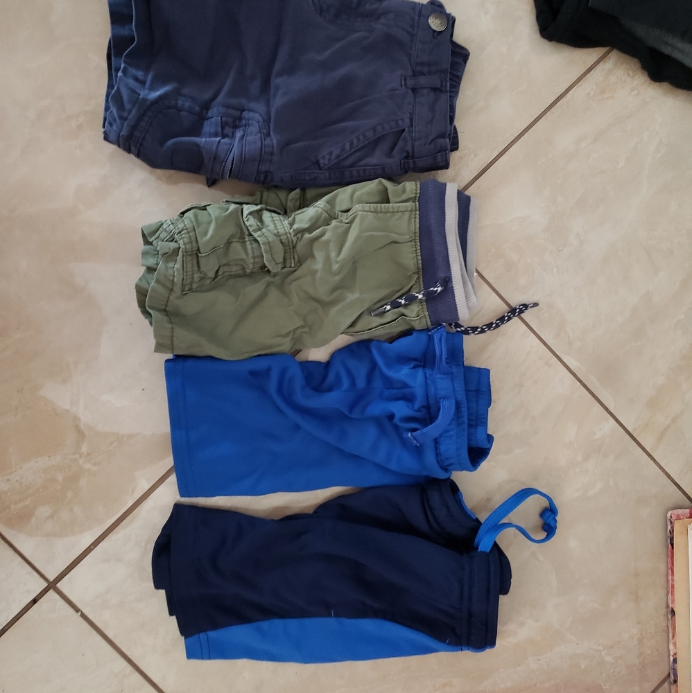 Boy 4t shorts